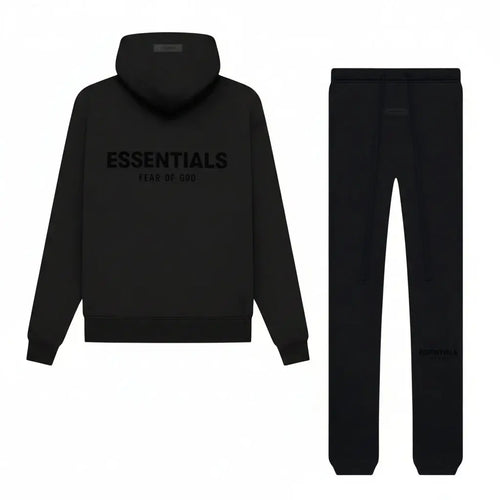 Fear of God Essentials Limo Black — ensemble Stretch Limo noir intense oversize