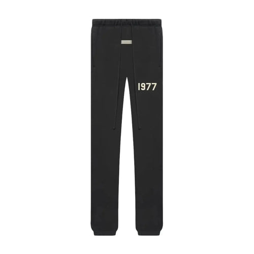 Fear of God Essentials 1977 Iron Black — hoodie oversize porté