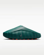 Nike Mind 001 Mineral Slate — détail semelle innovante Mind