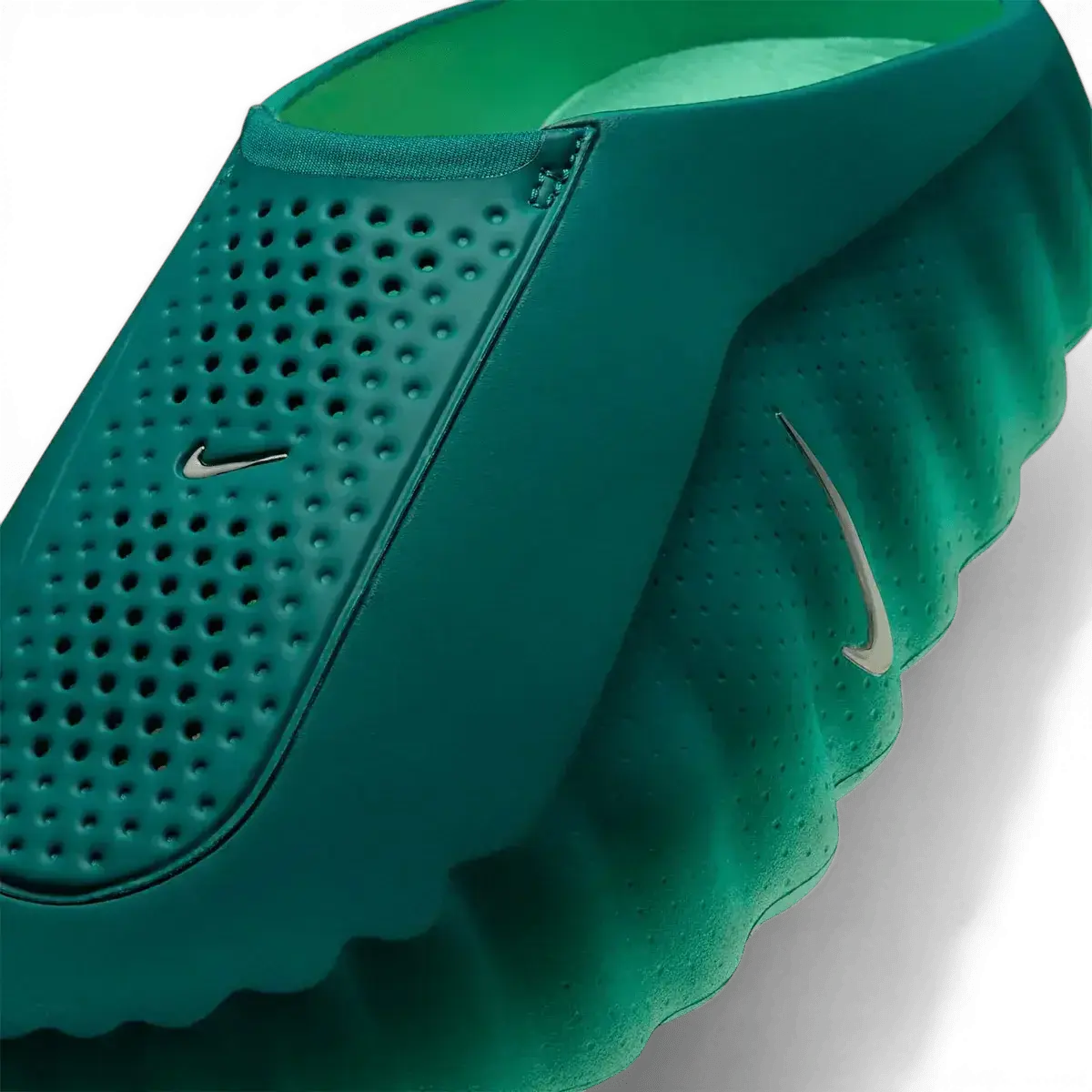 Nike Mind 001 Geode Teal Light Mint — vue arrière talon vert-bleu